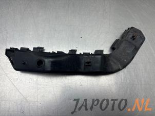 Used Front bumper bracket, right Kia Picanto (BA) 1.1 12V Price € 14,95 Margin scheme offered by Japoto Parts B.V.