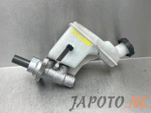 Usagé Cylindre de frein principal Kia Sportage (SL) 2.0 CVVT 16V 4x4 Prix € 34,95 Règlement à la marge proposé par Japoto Parts B.V.