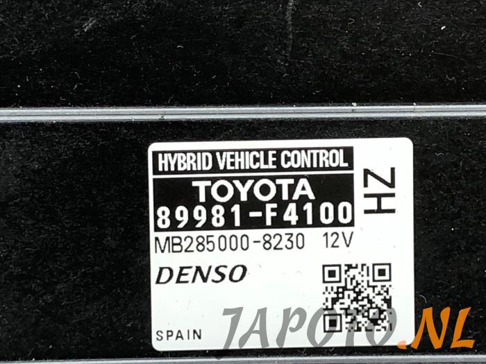 Ordinateur contrôle fonctionnel d'un Toyota C-HR (X1,X5) 1.8 16V Hybrid 2022