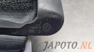 Usados Lengüeta de cinturón de seguridad izquierda detrás Toyota C-HR (X1,X5) 1.8 16V Hybrid Precio € 29,99 Norma de margen ofrecido por Japoto Parts B.V.