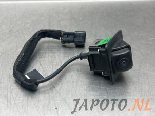 Usagé Caméra de recul Hyundai i30 Wagon (GDHF5) 1.6 GDI Blue 16V Prix € 149,99 Règlement à la marge proposé par Japoto Parts B.V.