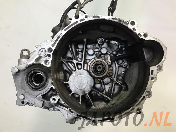Getriebe van een Kia Cee'd Sportswagon (JDC5) 1.6 CRDi 16V VGT 2015