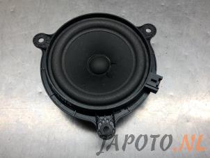 Used Speaker Mazda CX-5 (KF) 2.0 SkyActiv-G 165 16V 4WD Price € 19,95 Margin scheme offered by Japoto Parts B.V.