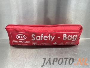 Used First aid kit Kia Picanto (JA) 1.0 12V Price € 19,95 Margin scheme offered by Japoto Parts B.V.