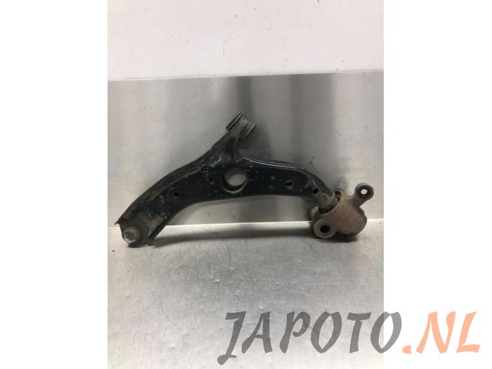 Front lower wishbone, right from a Mazda CX-5 (KF) 2.0 SkyActiv-G 165 16V 4WD 2019