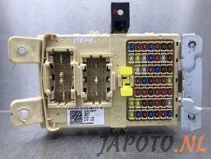 Usagé Porte fusible Kia Rio IV (YB) 1.0i T-GDi 100 12V Prix € 74,95 Règlement à la marge proposé par Japoto Parts B.V.