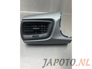 Used Air grill side Kia Rio IV (YB) 1.0i T-GDi 100 12V Price € 19,95 Margin scheme offered by Japoto Parts B.V.