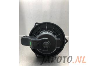 Używane Silnik wentylatora nagrzewnicy Kia Rio IV (YB) 1.0i T-GDi 100 12V Cena € 74,95 Procedura marży oferowane przez Japoto Parts B.V.