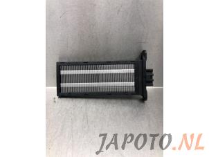 Used Heating element Kia Rio IV (YB) 1.0i T-GDi 100 12V Price on request offered by Japoto Parts B.V.