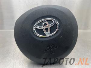 Used Left airbag (steering wheel) Toyota Yaris III (P13) 1.33 16V Dual VVT-I Price € 199,95 Margin scheme offered by Japoto Parts B.V.