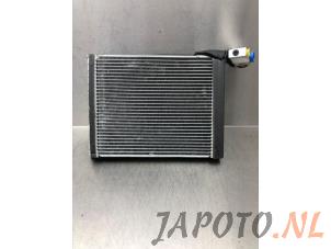 Używane Parownik klimatyzacji Toyota Yaris III (P13) 1.33 16V Dual VVT-I Cena € 39,95 Procedura marży oferowane przez Japoto Parts B.V.