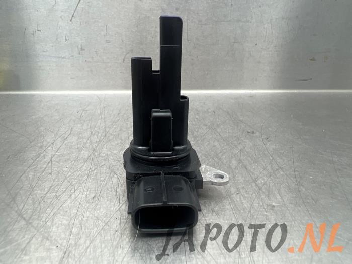 Begagnade Luftflödesmätare Toyota Yaris III (P13) 1.33 16V Dual VVT-I Pris € 36,70 Marginaltabell erbjuds av Japoto Parts B.V.