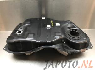 Używane Zbiornik Mazda CX-5 (KF) 2.0 SkyActiv-G 165 16V 4WD Cena € 175,00 Procedura marży oferowane przez Japoto Parts B.V.