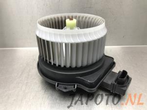 Usagé Moteur de ventilation chauffage Honda HR-V (RU) 1.5 i-VTEC 16V Prix € 49,95 Règlement à la marge proposé par Japoto Parts B.V.