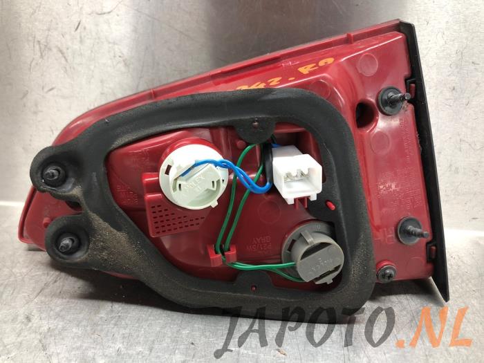 Taillight, right from a Kia Cee'd Sportswagon (JDC5) 1.6 CRDi 16V VGT 2015