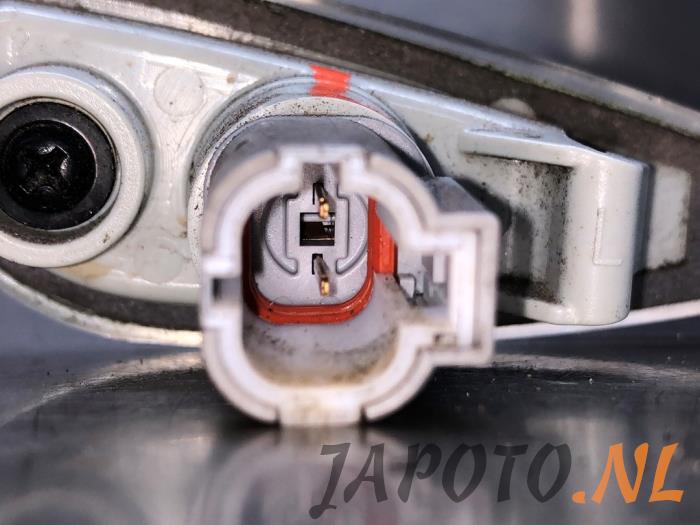 Protector de intermitente izquierda delante de un Kia Cee'd Sportswagon (JDC5) 1.6 CRDi 16V VGT 2015