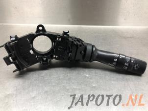 Used Light switch Kia Cee'd Sportswagon (JDC5) 1.6 CRDi 16V VGT Price € 39,99 Margin scheme offered by Japoto Parts B.V.