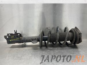 Gebrauchte Stoßdämpferstrebe links vorne Nissan Qashqai (J10) 2.0 16V Preis € 49,95 Margenregelung angeboten von Japoto Parts B.V.