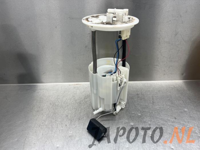 Gebrauchte Benzinpumpe Mitsubishi Outlander (GF/GG) 2.0 16V PHEV 4x4 Preis € 52,45 Margenregelung angeboten von Japoto Parts B.V.