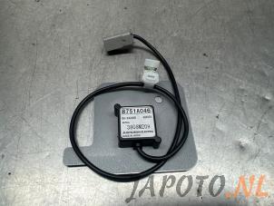 Used GPS antenna Mitsubishi Outlander (GF/GG) 2.0 16V PHEV 4x4 Price € 49,95 Margin scheme offered by Japoto Parts B.V.