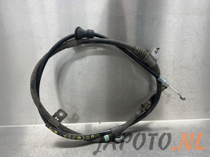 Usagé Câble frein à main Mitsubishi Outlander (GF/GG) 2.0 16V PHEV 4x4 Prix € 26,20 Règlement à la marge proposé par Japoto Parts B.V.