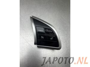 Used Steering wheel switch Mitsubishi Outlander (GF/GG) 2.0 16V PHEV 4x4 Price € 74,95 Margin scheme offered by Japoto Parts B.V.