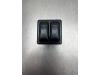 Interruptor de calefactor de asiento de un Mitsubishi Outlander (GF/GG), 2012 2.0 16V PHEV 4x4, SUV, Eléctrico Gasolina, 1.998cc, 147kW (200pk), 4x4, 4B11, 2014-01 2013
