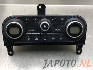 Usados Panel de control de calefacción Nissan Qashqai (J10) 1.6 16V Precio € 34,95 Norma de margen ofrecido por Japoto Parts B.V.
