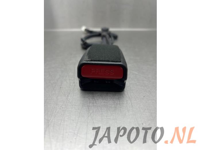 Insertion ceinture de sécurité avant gauche d'un Hyundai Tucson (TL) 1.7 CRDi 16V 2WD 2016