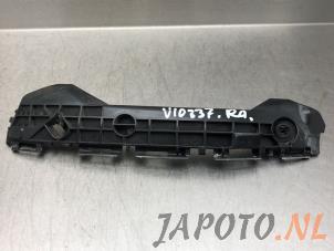 Used Rear bumper bracket, right Toyota Yaris III (P13) 1.5 16V Dual VVT-iE Price € 19,95 Margin scheme offered by Japoto Parts B.V.