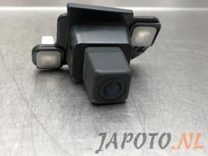 Używane Kamera cofania Toyota Yaris IV (P21/PA1/PH1) 1.5 12V Hybrid 115 Cena € 99,95 Procedura marży oferowane przez Japoto Parts B.V.