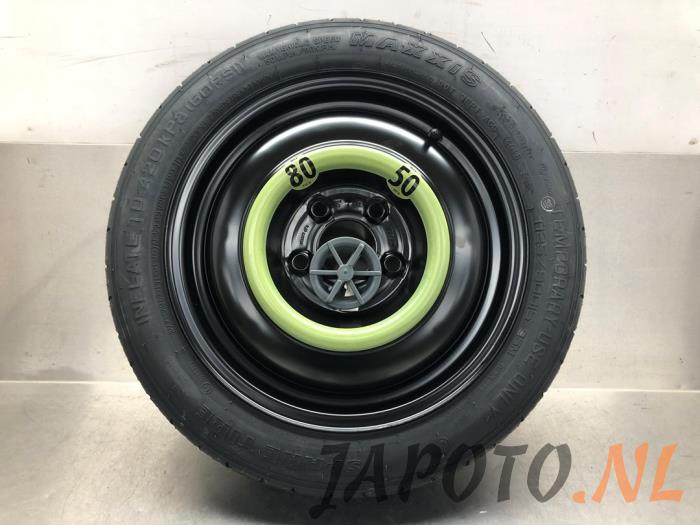 Space-saver spare wheel from a Hyundai iX20 (JC) 1.6i 16V 2019