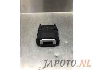 Usagé Caméra avant Nissan X-Trail (T32) 1.6 DIG-T 16V Prix € 174,95 Règlement à la marge proposé par Japoto Parts B.V.