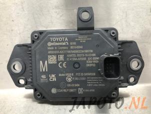 Used Radar sensor Toyota Yaris IV (P21/PA1/PH1) 1.5 12V Hybrid 115 Price on request offered by Japoto Parts B.V.