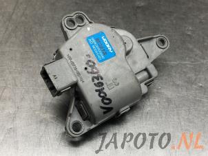 Usados Motor de válvula de calefactor Hyundai Tucson (NX) 1.6 T-GDI Hybrid 48V HTRAC Precio € 19,95 Norma de margen ofrecido por Japoto Parts B.V.