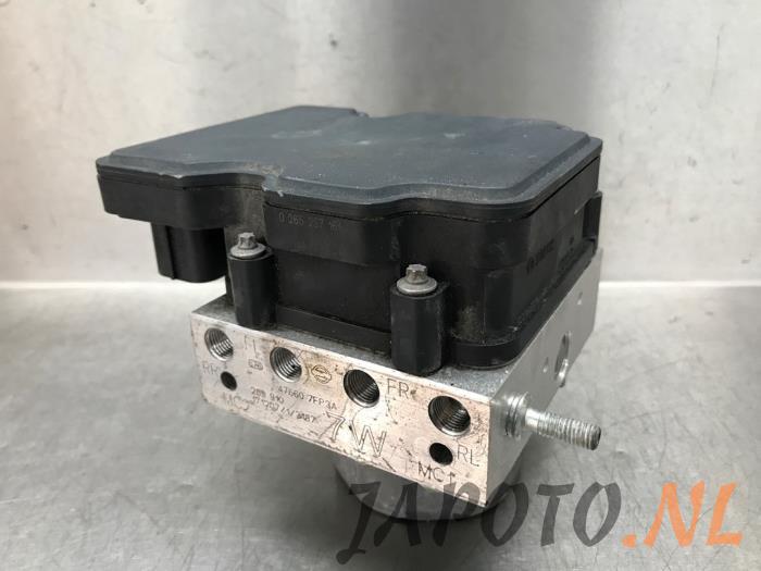 Usagé Bloc ABS Nissan X-Trail (T32) 1.6 DIG-T 16V Prix € 156,45 Règlement à la marge proposé par Japoto Parts B.V.