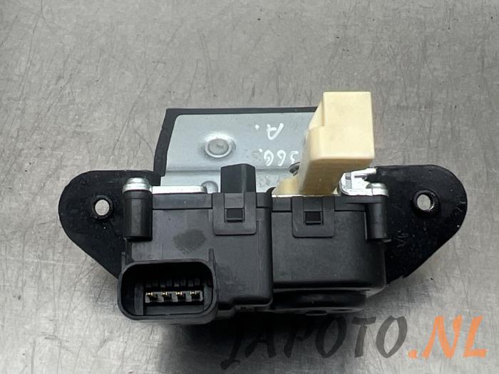 Tailgate lock mechanism from a Kia Picanto (JA) 1.0 T-GDI 12V 2018
