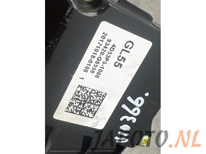 Wiper switch from a Kia Picanto (JA) 1.0 T-GDI 12V 2018