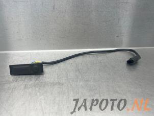 Used Tailgate switch Nissan Qashqai (J11) 1.2 DIG-T 16V Price on request offered by Japoto Parts B.V.