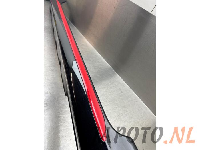 Jupe droite d'un Kia Picanto (JA) 1.0 T-GDI 12V 2018