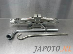 Used Jack set Suzuki Alto (GF) 1.0 12V Price € 24,95 Margin scheme offered by Japoto Parts B.V.