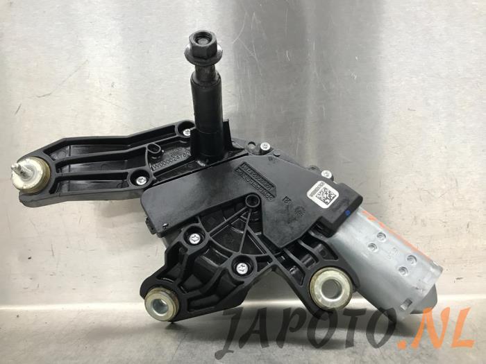 Rear wiper motor from a Hyundai iX20 (JC) 1.6i 16V 2019
