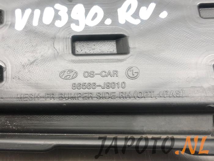 Pare-chocs grille d'un Hyundai Kona (OS) 1.0 T-GDI 12V 2019