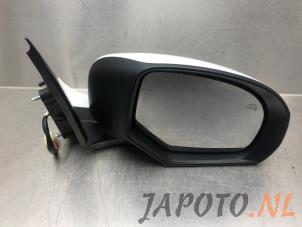 Used Wing mirror, right Suzuki Swift (ZA/ZC/ZD) 1.6 Sport VVT 16V Price € 100,00 Margin scheme offered by Japoto Parts B.V.