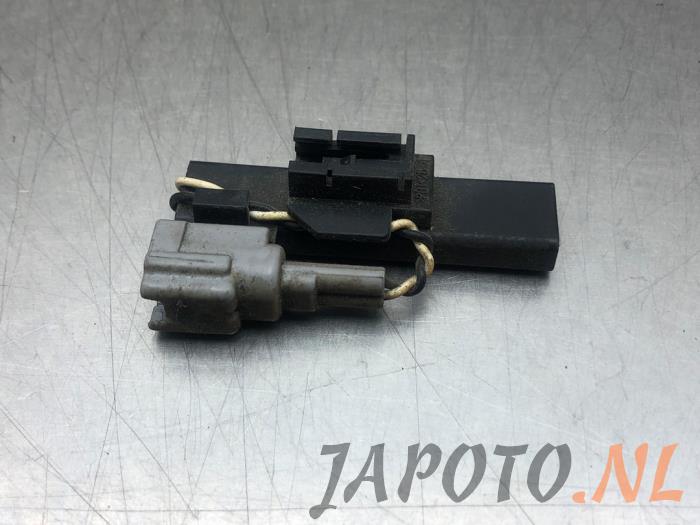 Używane Keyless Entry-Antena Suzuki Swift (ZA/ZC/ZD) 1.6 Sport VVT 16V Cena € 15,70 Procedura marży oferowane przez Japoto Parts B.V.
