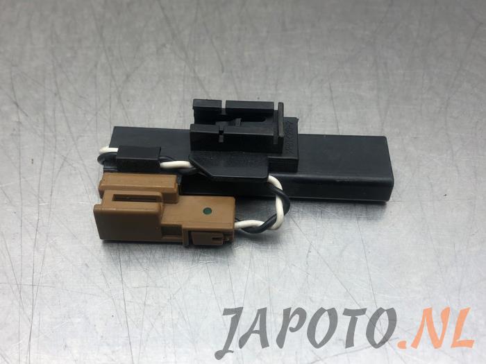 Używane Keyless Entry-Antena Suzuki Swift (ZA/ZC/ZD) 1.6 Sport VVT 16V Cena € 15,70 Procedura marży oferowane przez Japoto Parts B.V.