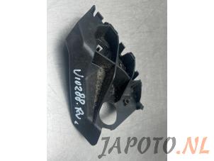 Used Front bumper bracket, right Toyota Aygo (B10) 1.0 12V VVT-i Price € 9,95 Margin scheme offered by Japoto Parts B.V.