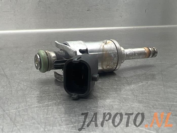 Injecteur (injection essence) d'un Honda Civic (FK6/7/8/9) 1.0i VTEC Turbo 12V 2018