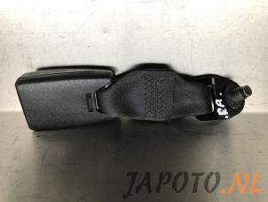 Gebrauchte Sicherheitsgurt Schließe rechts hinten Nissan Micra (K13) 1.2 12V DIG-S Preis € 14,95 Margenregelung angeboten von Japoto Parts B.V.