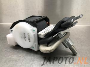 Używane Pas bezpieczenstwa srodkowy tyl Nissan Micra (K13) 1.2 12V DIG-S Cena € 29,95 Procedura marży oferowane przez Japoto Parts B.V.